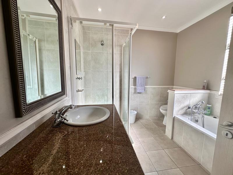 3 Bedroom Property for Sale in Pinnacle Point Golf Estate Western Cape